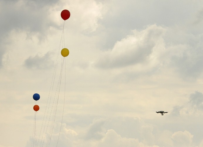 Wodnokopter (L) autorstwa koła Naukowego JEDI Politechniki Wrocławskiej
<br><br> fot. (sr/mr) 
PAP/Stanisław Rozpędzik