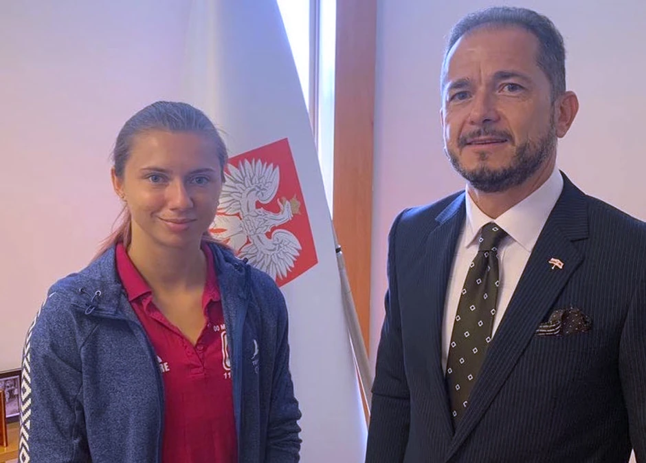 Kristina sa poljskim ambasadorom u Japanu