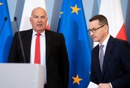 Minister finansów Tadeusz Kościński i premier Mateusz Morawiecki