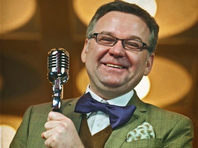 Artur Andrus i jego płyta "Myśliwiecka" okazali się bezkonkurencyjni. Zawierający piosenki kabaretowe krążek sprzedał się w nakładzie przekraczającym 70 tys. egzemplarzy, co uplasowało go na szczycie zestawienia najchętniej kupowanych płyt 2012 roku