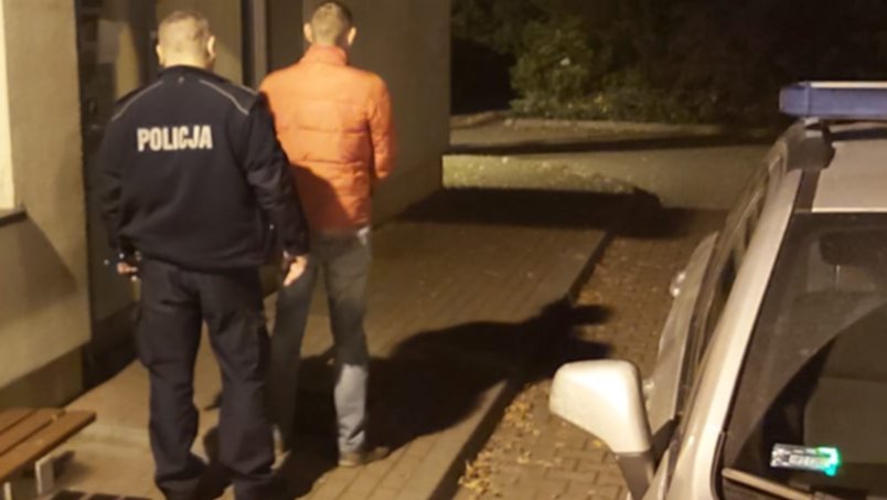 Okradli ratowników medycznych Zatrzymali ich policjanci