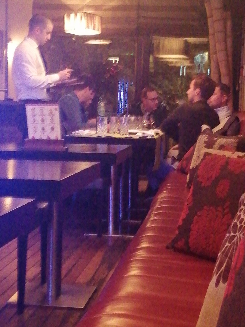 Kevin Spejsi sa porodicom Đoković