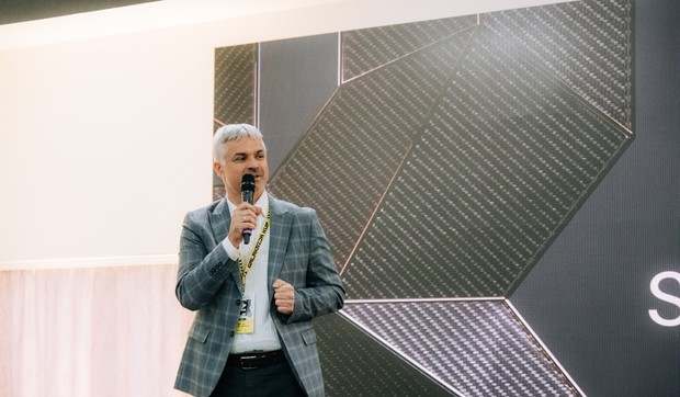 Prof dr Danijel Danković 