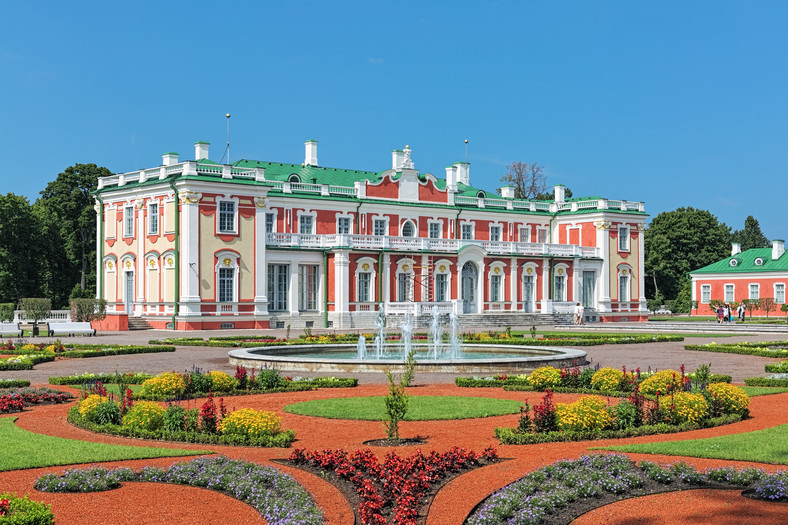 Barokowy pałac na wzgórzu Toompea