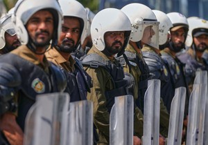 Policija i vojska Pakistana na ulicama Islamabada, čekaju početak pregovora SAD i Irana