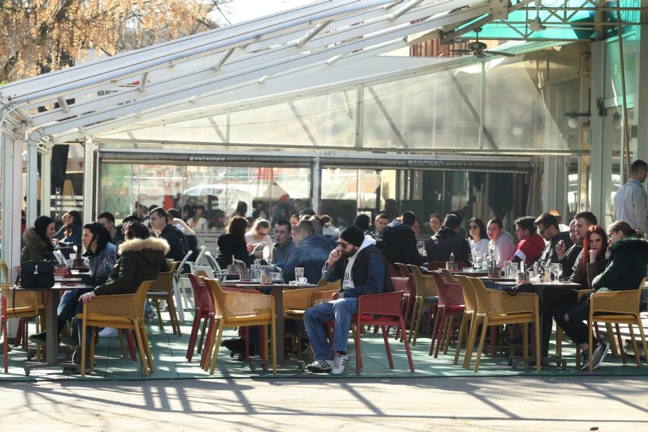 Kafići uskoro kreću ponovo da rade