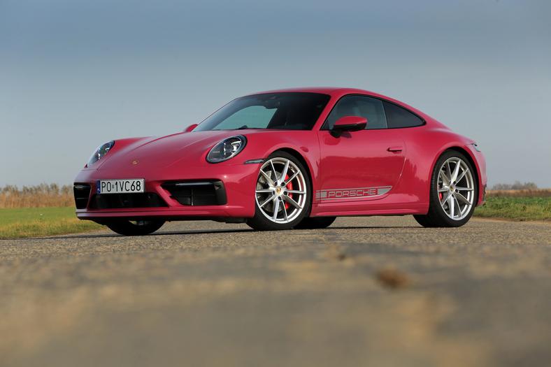 Na Porsche 911 trzeba pracować teraz trzy lata, dziewięć miesięcy i ok. 15 dni krócej niż 15 lat temu. 