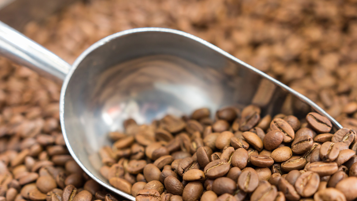 Ceny kawy rekordowo wysokie. Alarmujący trend na rynkach żywności