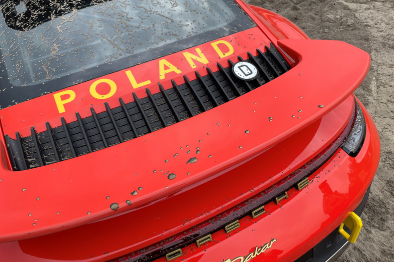 Porsche 911 Dakar RED58 Special w hołdzie Sobiesławowi Zasadzie