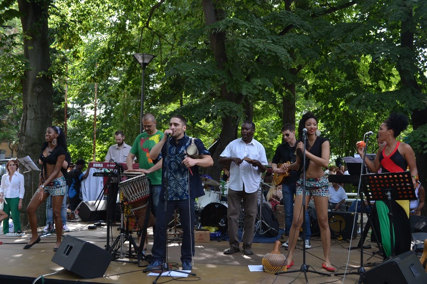 Posetioci su uživali i u muzici sa egzotičnim ritimovima