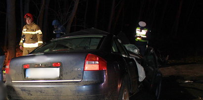 Audi zderzyło się z ciężarówką na DK94. Tragiczny finał