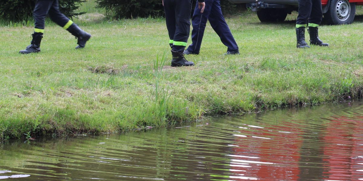 Tarnawatka. Ciało 24-latka znalezione w stawie.