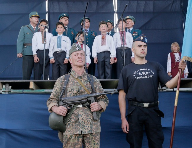 Ukraińskie grupy rekonstrukcyjne przypominają o SS-Galizien