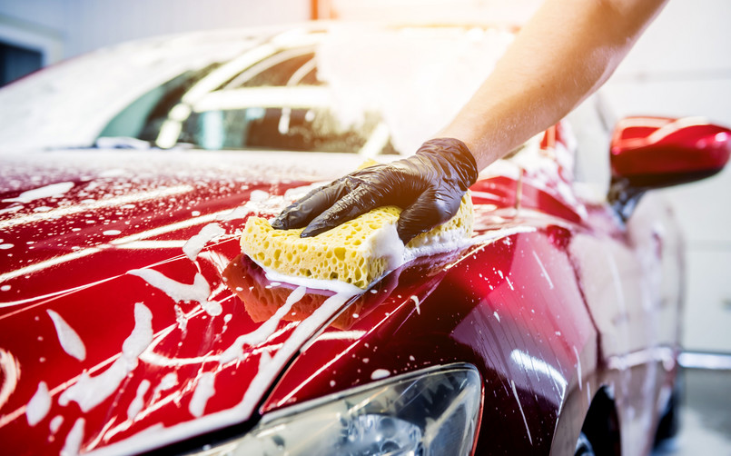 Mycie auta w mróz: jak to robić bezpiecznie