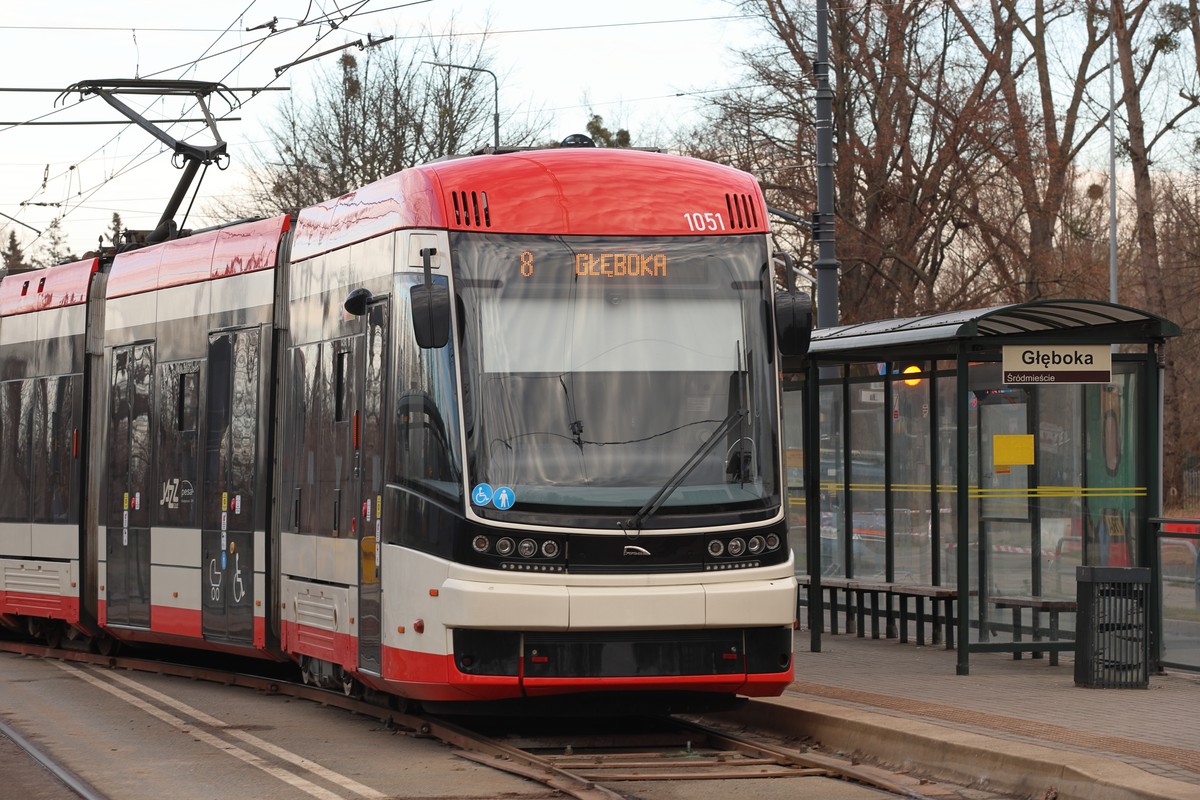 Tramwaje linii 8 i 9 wracają na stałe trasy w Gdańsku od października