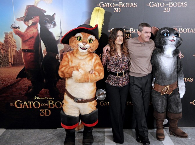 Antonio Banderas i Salma Hayek  z filmowymi postaciami, którym użyczają głosu