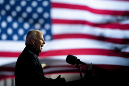 Biden ma przewagę nad Trumpem w stanach, które mogą zadecydować o wyniku wyborów
