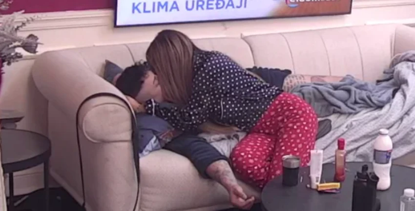 Terza verio Sofiju Janićijević: Nakon pomirenja kleknuo pred njom, ona odmah rekla "da"