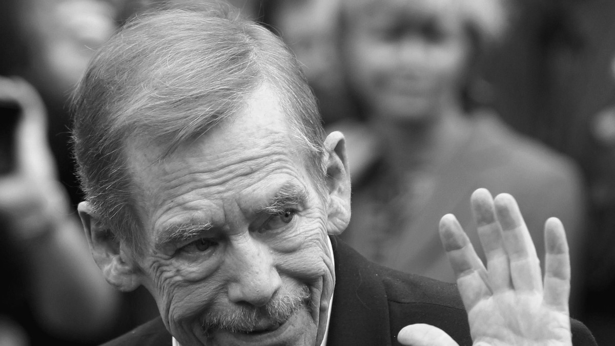 To, że Vaclav Havel zostanie patronem jednej z ulic we Wrocławiu jest praktycznie przesądzone. Nie wiadomo jednak której, ani kiedy to nastąpi. Wkrótce czy za pięć lat - zastanawia się otowroclaw.com.