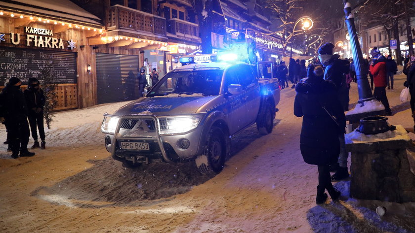 Policja wysyła posiłki do Zakopanego.