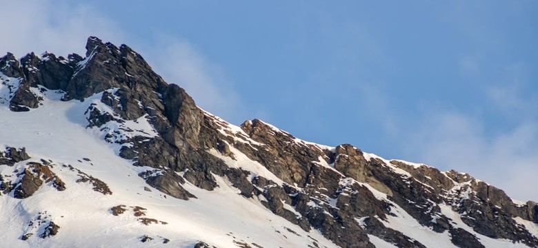 Poszkodowany w Alpach francuskich turysta poprosił o pomoc...  polski GOPR