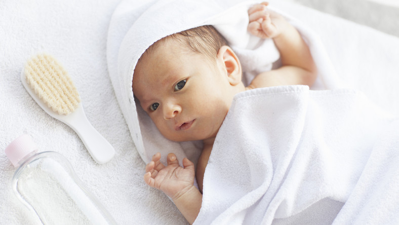 Pępek noworodka: jak pielęgnować pępek noworodka i na co zwrócić uwagę?