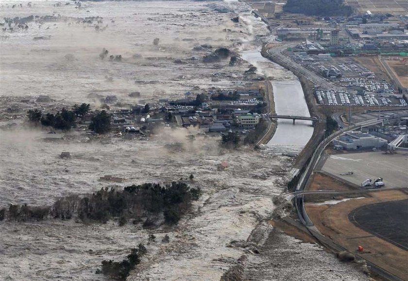 Polak porwany przez tsunami?