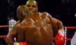 Mike Tyson o odgryzionym uchu Holyfielda: "Smakowało jak gów..."