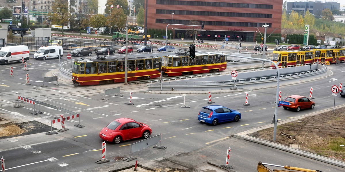 Zmiany organizacji ruchu na trasie W-Z. Skrzyżowanie Mickiewicza-Żeromskiego