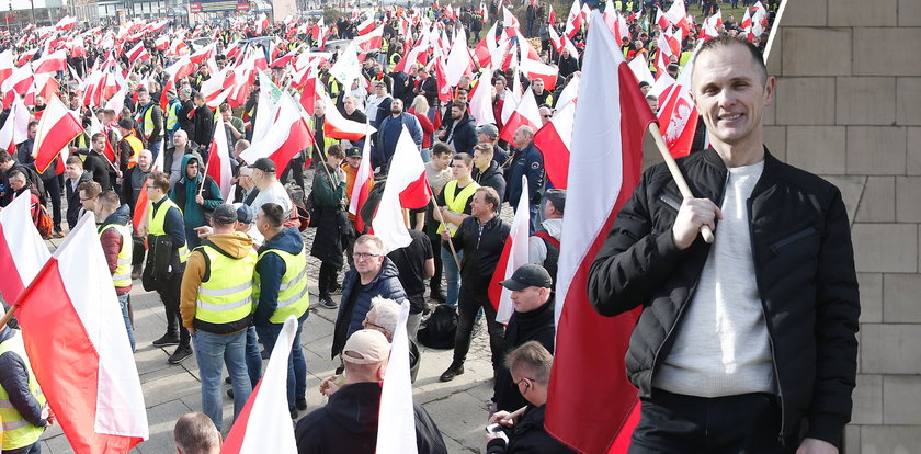 Waldemar z "Rolnika" ma dość. W bojowym nastroju przyjechał do stolicy. Mówi, co go wkurzyło