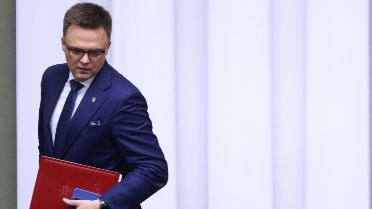 Szymon Hołownia ma duży problem. Zegar tyka dla marszałka