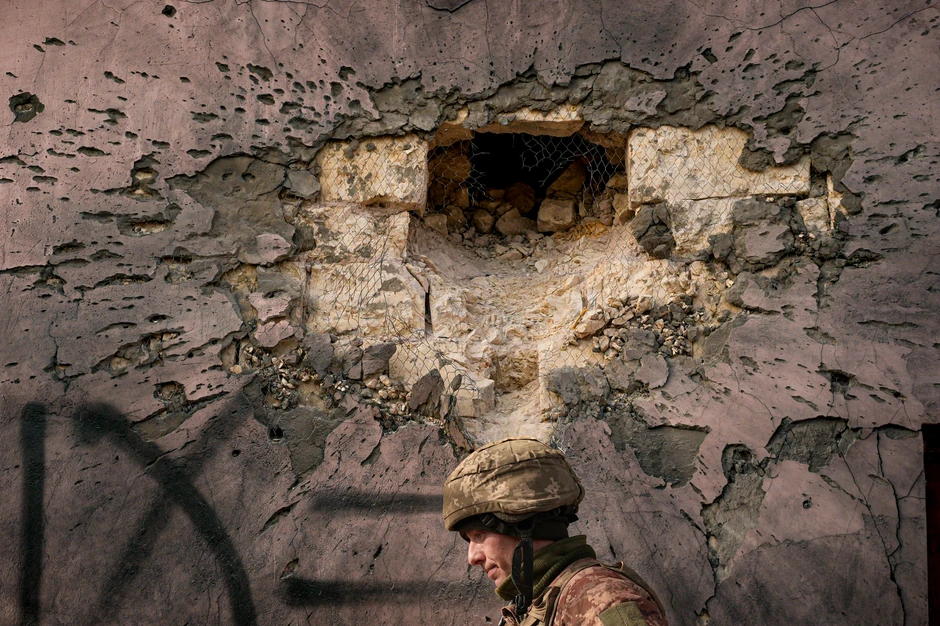 Ukrajinski vojnik u selu Krimske u Luganjsku