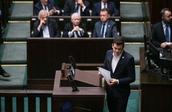 Najmłodszy poseł broni się przed zarzutami. Chodzi o "kupienie" miejsca na liście Trzeciej Drogi