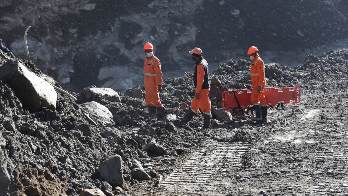 40 przysypanych robotników w tunelu. Trwa akcja ratunkowa