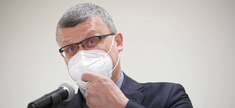 Dr Grzesiowski: System szczepień działa dziś jak sklep mięsny w PRL