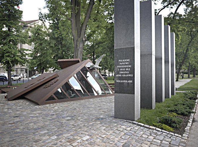 Pomnik AK przy ul. Wieniawskiego w Poznaniu