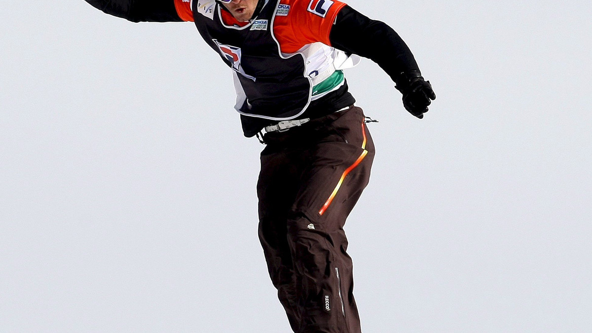 Mateusz Ligocki, najbardziej utytułowany polski snowboardzista, jednak znajdzie się w reprezentacji Polski na igrzyska olimpijskie w Vancouver.