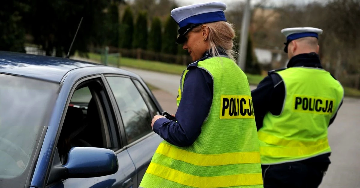 Od 14 sierpnia wysokie kary za nawigację. Ostrzejsze prawo zaskoczy kierowców