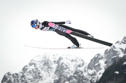 Ryoyu Kobayashi skoczył 291 metrów! Zobacz nieprawdopodobny lot Japończyka [WIDEO]