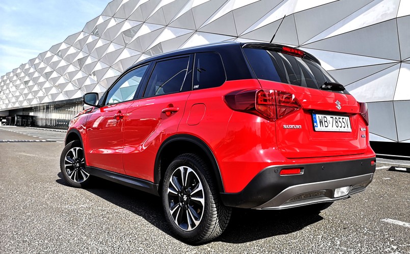 Suzuki Vitara Hybrid 1.4 BOOSTERJET 2WD 6AT Elegance