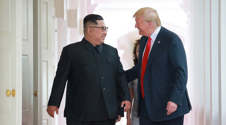 Kim Dzsong Un észak-koreai diktátor és Donald Trump amerikai elnök /Fotó: EPA/KCNA