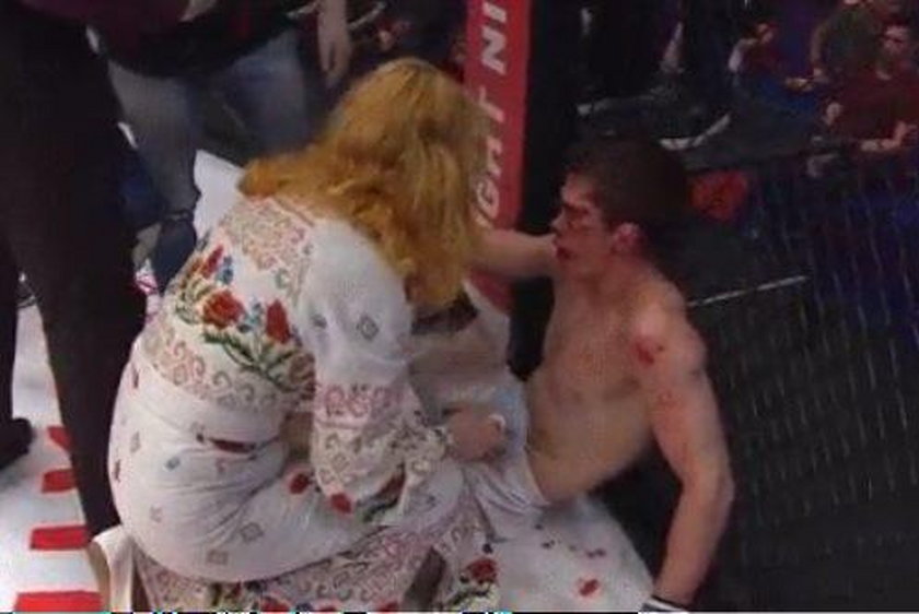 Tak mama rosyjskiego zawodnika MMA go „wspierała"
