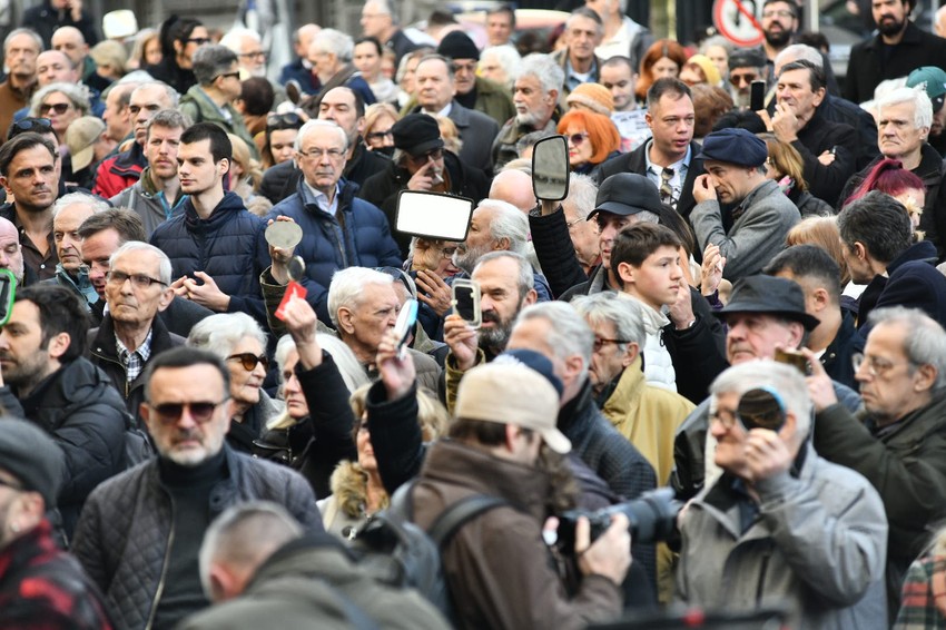 Protest ispred Apelacionog suda zbog oslobađajuće presude za ubistvo Slavka Ćuruvije