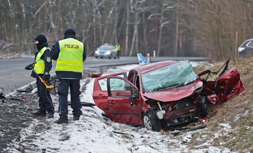 Zielona góra wypadek samochód nauka jazdy czołówka