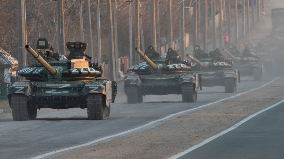 Kolumna rosyjskich czołgów