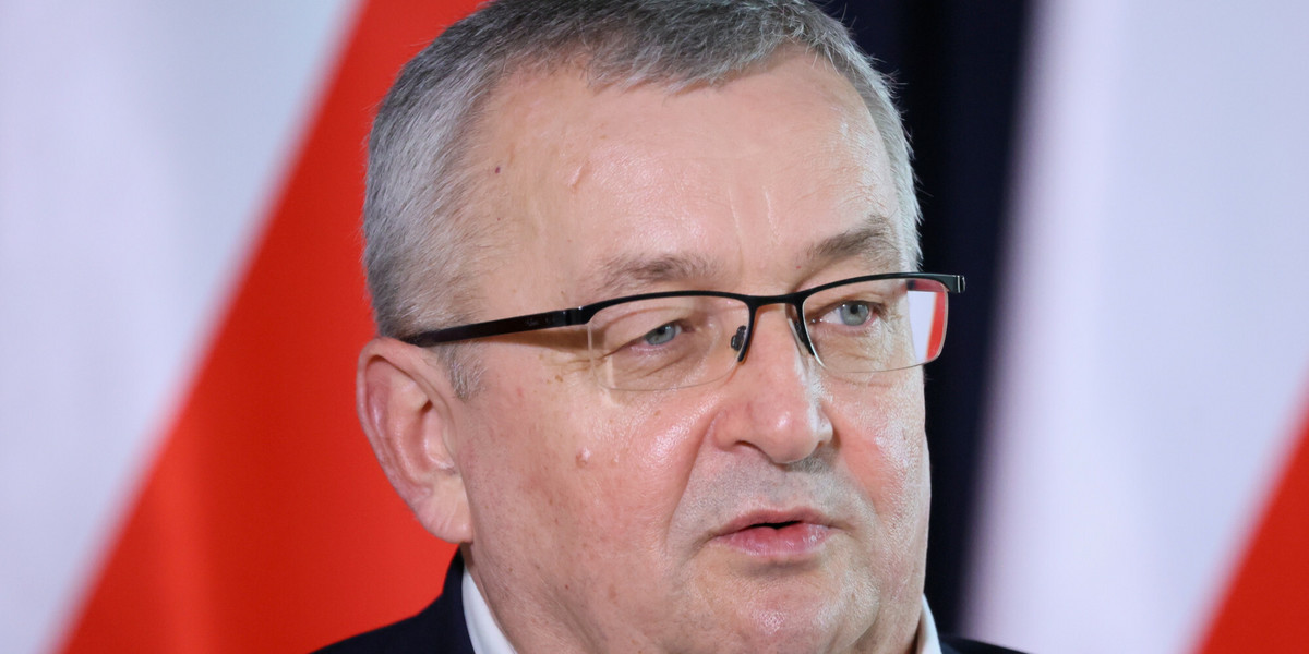 Minister Andrzej Adamczyk.