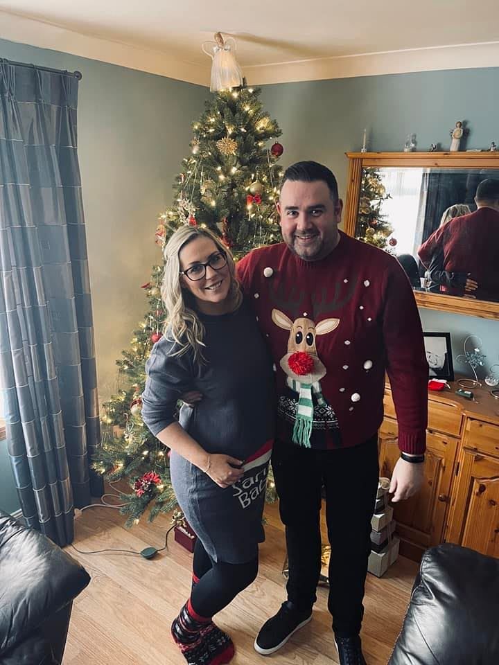 Debra so svojou rodinou.