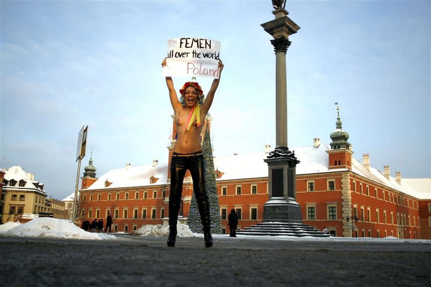 Protestowała topless w stolicy. Została aresztowana!