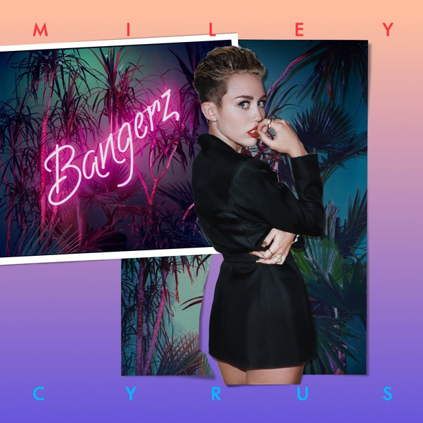 Miley Cyrus tym razem ubrana i to w stylu "Miami Vice"