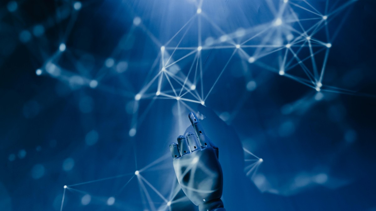 5 tipp, hogy könnyedén kiszúrjuk a mesterséges intelligencia által generált képeket az interneten